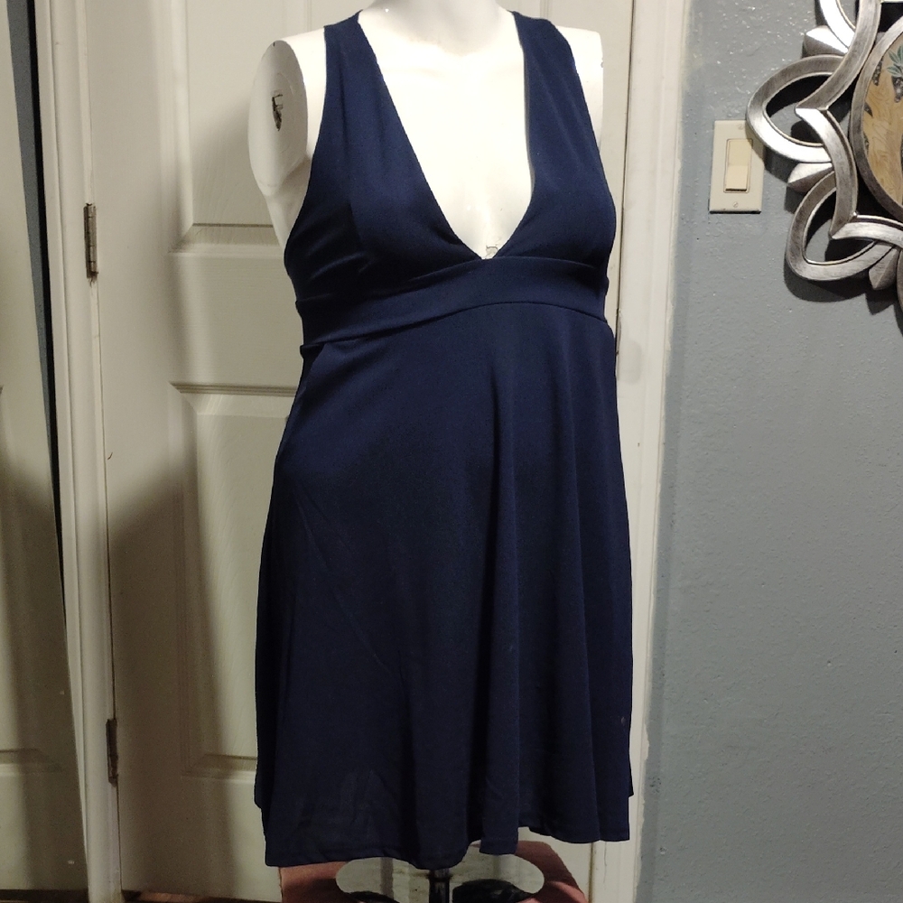 Elegant Navy Blue Sleeveless Dress